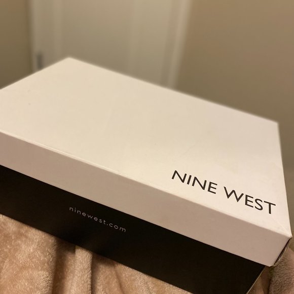 Black Nine West Heels - Picture 2 of 2